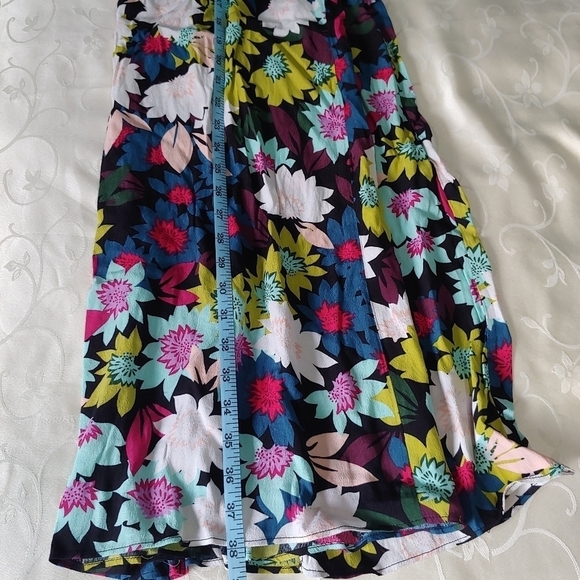 Guess Floral Double Slit Maxi Kloey Skirt Size 2 - Picture 12 of 12